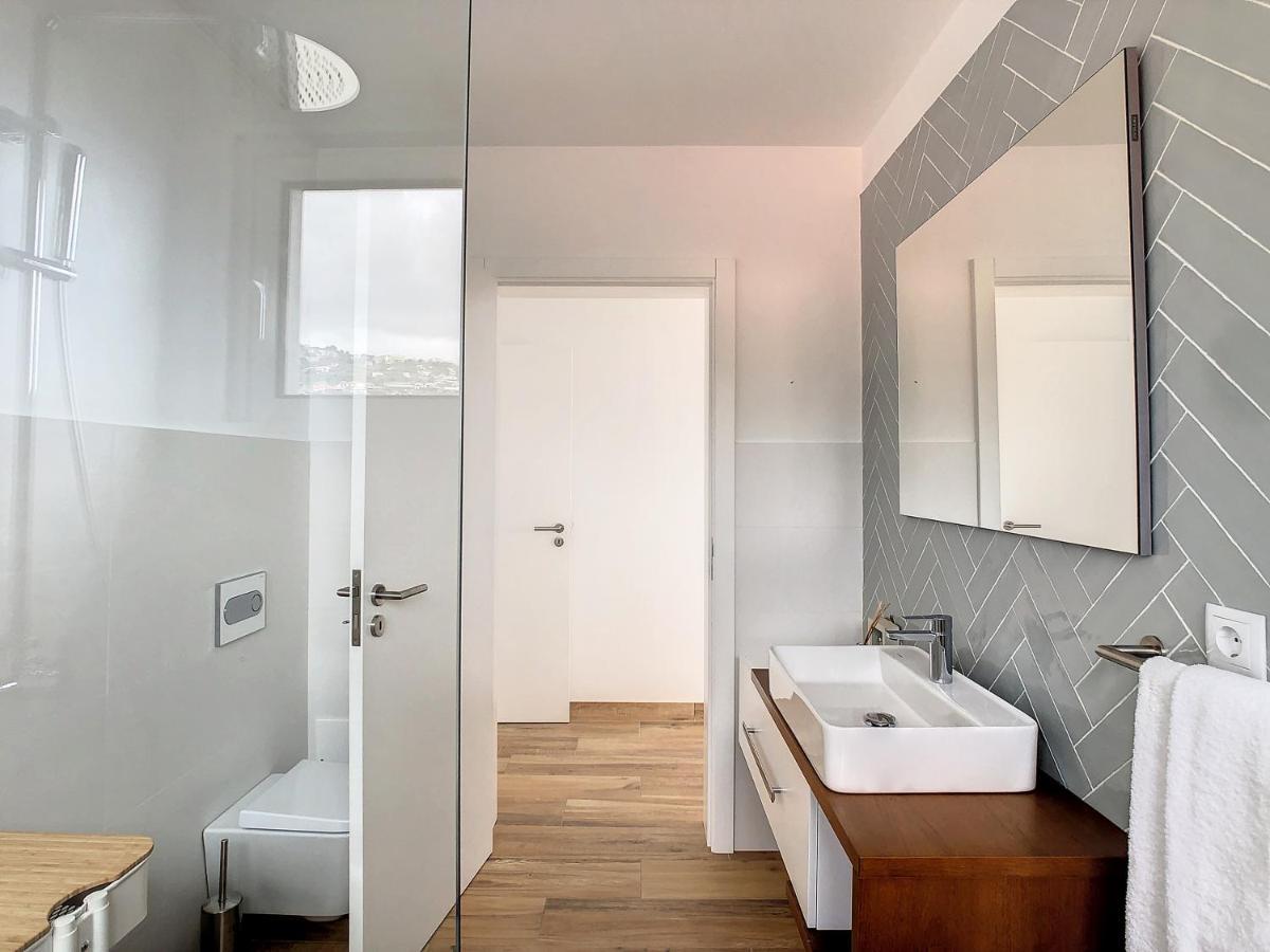Villa Omar By Lovelystay Canhas ภายนอก รูปภาพ